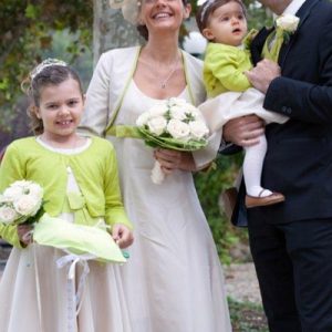 Robe de mariée courte en taffetas champagne et vert anis