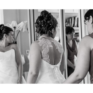 étapes de fabrication d'une robe de mariée sur-mesure